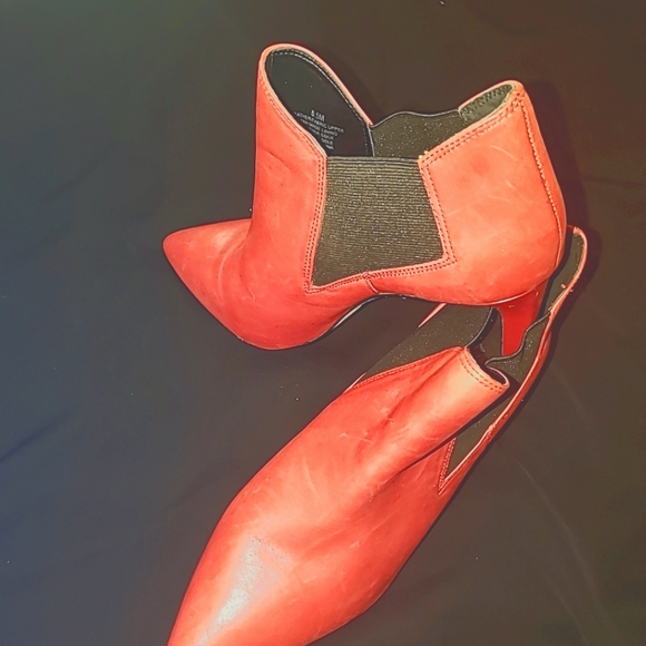 ANTONIO MELANI red Heel shoes. Size 8.5 - Picture 8 of 12